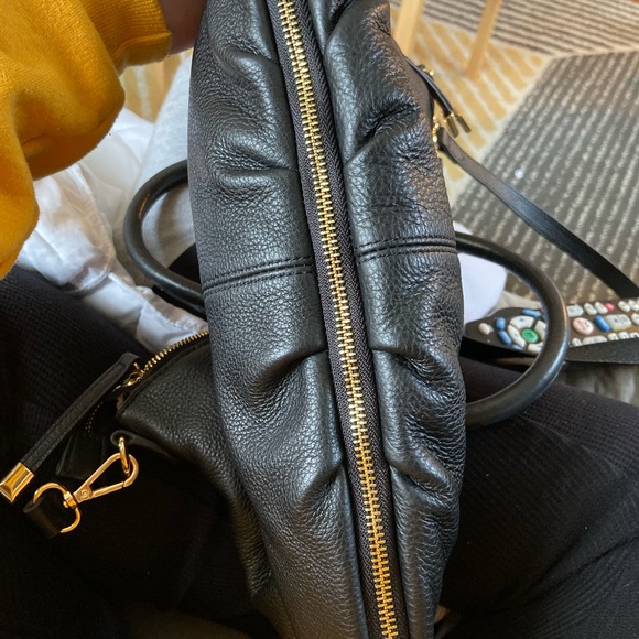 Vince Camuto Black leather satchel - Picture 5 of 8